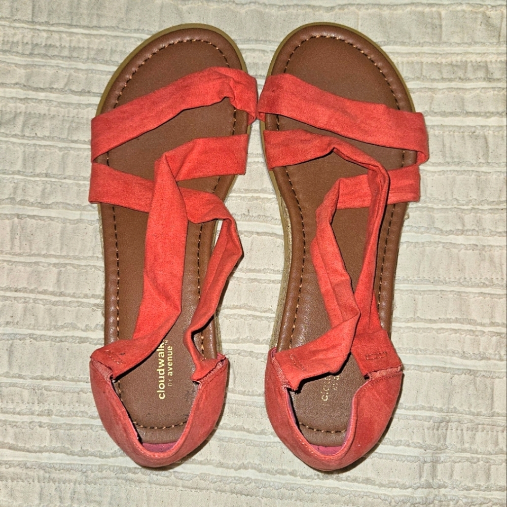 Cloudwalkers By Avenue Coral Sandals 11W